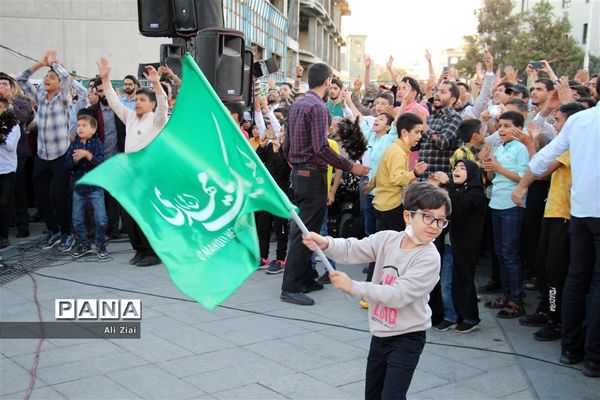 جشن بزرگ بیعت در مشهد مقدس