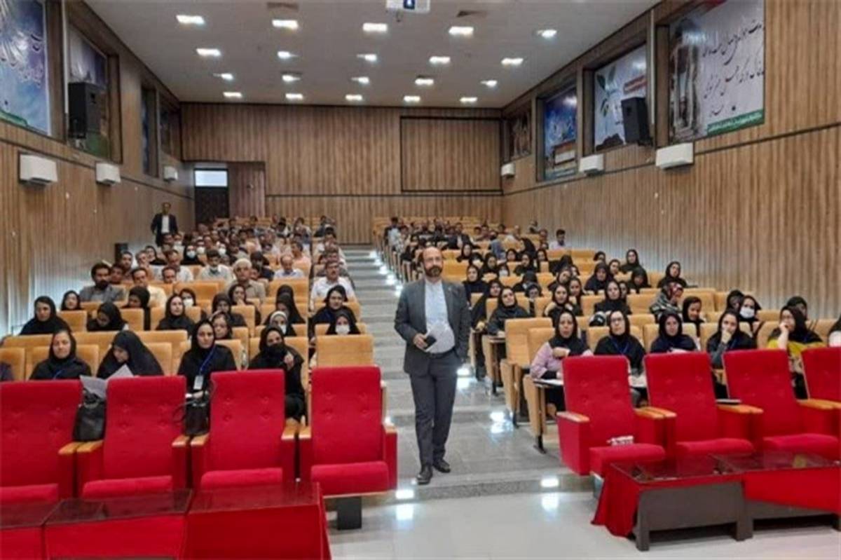 هشتمین دوره تربیت ارزیابان ویژه نظام رتبه‌بندی معلمان در شیراز برگزار شد