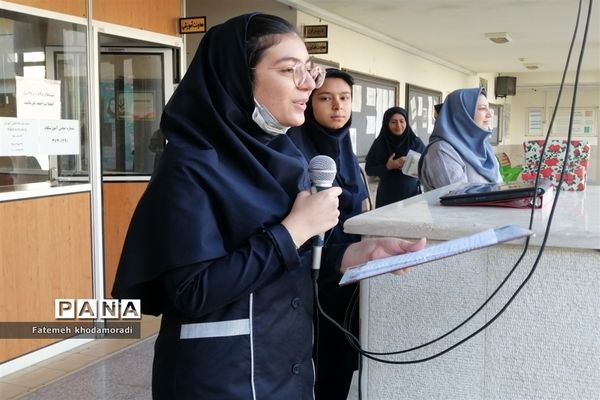 شور و نشاط مهرورزی دانش‌آموزان در اولین روزهای آغازین سال تحصیلی در مدارس شیراز