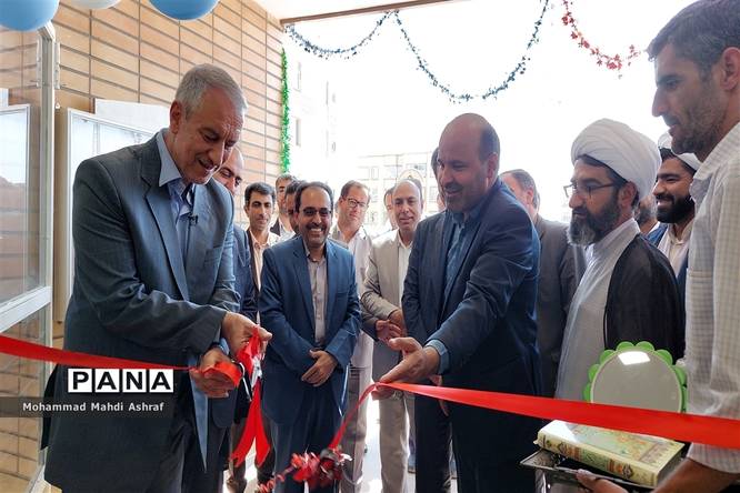 افتتاح مدرسه خیرساز در مسکن مهر قائمیه نایین