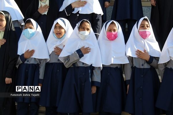 زنگ جشن عاطفه‌ها در مدارس سمنان نواخته شد