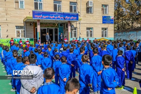 یک روز با دانش‌آموزان مدرسه شهید‌فهمیده