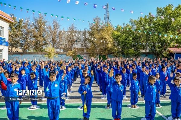 یک روز با دانش‌آموزان مدرسه شهید‌فهمیده