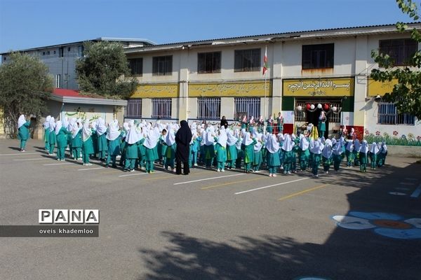 مراسم آغاز امامت امام زمان در دبستان شهیدان حجازی گلوگاه