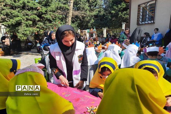 جشن روز جهانی کودک در محمودآباد