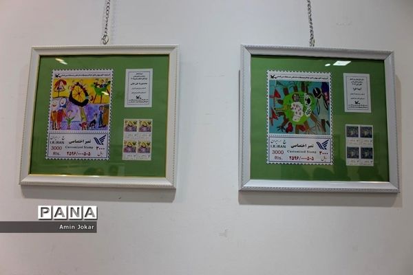 نمایشگاه نقاشی نقشینه در اداره‌کل آموزش و پرورش فارس