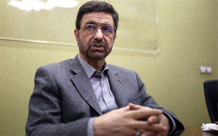 ‌مسئولان به‌دنبال حل مشکلات داخل کشور و هویت‌دادن به جوانان باشند