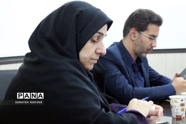 جلسه شورای هماهنگی تشکل‌های دانش‌آموزی به‌میزبانی سازمان دانش‌آموزی شهرستان‌های استان تهران