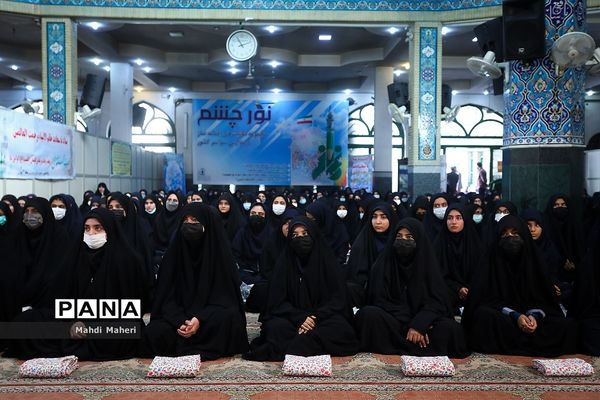 برگزاری نماز جماعت دانش‌آموزی طرح (نورچشم)