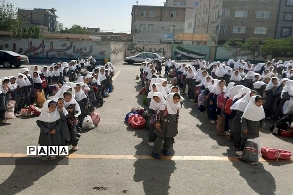 اجرای طرح نور چشم و جشن میلاد پیامبر اسلام (ص) در دبستان ایران جانمحمدی ملارد