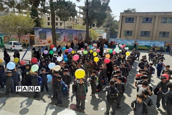 برگزاری جشن هفته ملی کودک در مدرسه هیات امنایی ملاصدرا شهرستان قدس