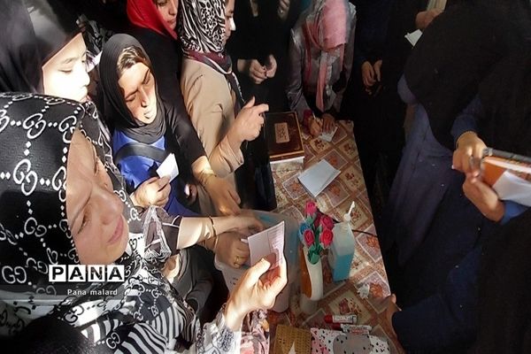 برگزاری انتخابات انجمن اولیا و مربیان دبیرستان عصمت صفادشت