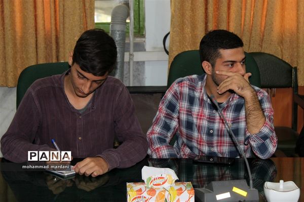 دیدار فرماندهان واحد بسیج پیشگام مدارس با مدیر آموزش و پرورش ناحیه دو ساری