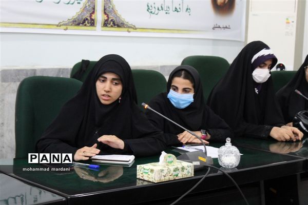 دیدار فرماندهان واحد بسیج پیشگام مدارس با مدیر آموزش و پرورش ناحیه دو ساری