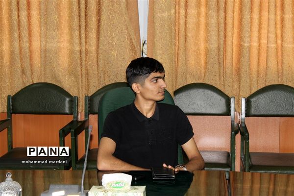 دیدار فرماندهان واحد بسیج پیشگام مدارس با مدیر آموزش و پرورش ناحیه دو ساری