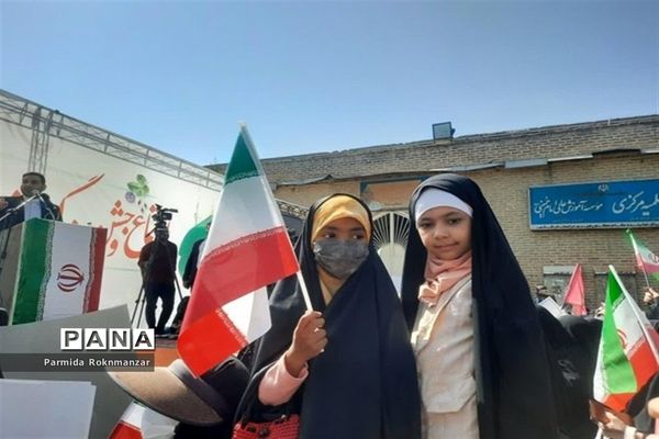 حضور پرشور بانوان شیرازی در همایش بانوان فاطمی