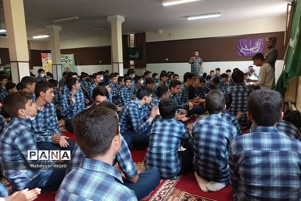 جشن میلاد پیامبر(ص) در دبیرستان استعدادهای درخشان شهید بهشتی رودهن