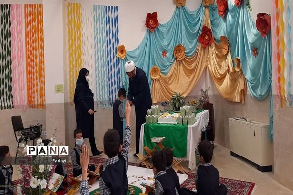 برگزاری جشن آغازین آموزش قرآن در اردستان
