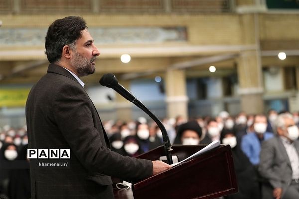 دیدار نخبگان و استعدادهای برتر تحصیلی با رهبر انقلاب