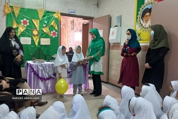 جشن میلاد پیامبر اکرم(ص) در دبستان دخترانه ایثار فشافویه