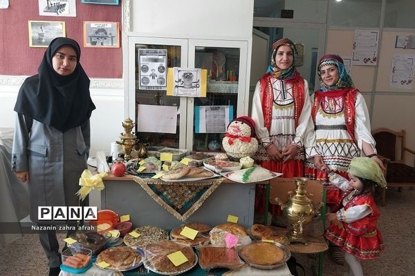 برگزاری جشنواره غذاهای سالم و سنتی در دبستان امام حسن مجتبی(ع) رودهن