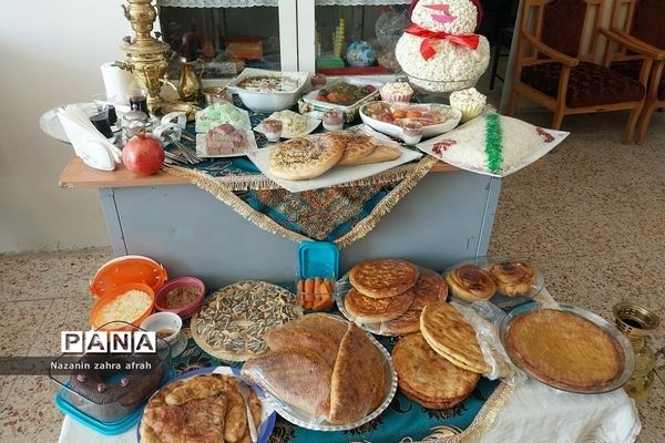 برگزاری جشنواره غذاهای سالم و سنتی در دبستان امام حسن مجتبی(ع) رودهن