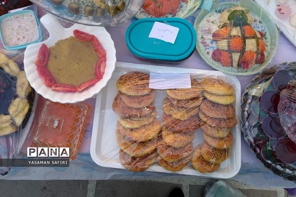 برگزاری جشنواره غذا در دبستان شهید‌کمانی فشافویه