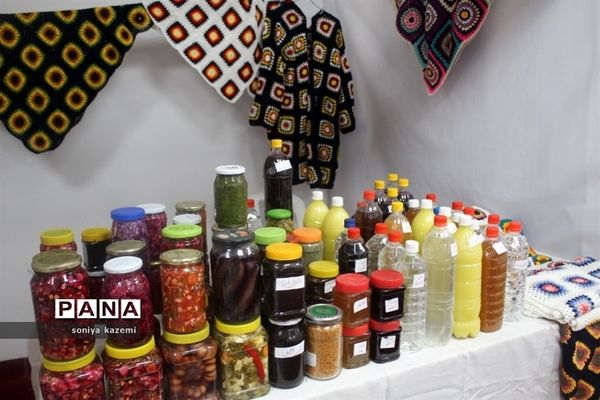 نمایشگاه توانمندی‌های بانوان استان مازندران