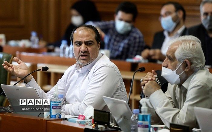 شهرداری تهران در ترویج و عمل به توصیه‌های مقام معظم رهبری تلاش کند