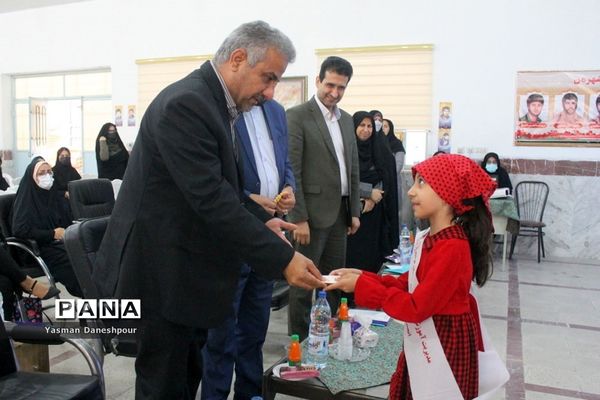 مراسم هفته پیوند اولیا و مربیان در دبیرستان دخترانه زینبیه بوشهر