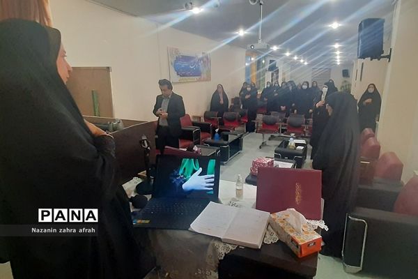 کارگاه مهارت‌های زندگی و پیشگیری از اعتیاد در آموزش و‌ پرورش رودهن