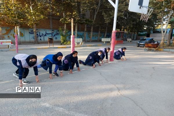 رنگ‌ شور و شادی مدارس ملارد در هفته تربیت‌بدنی