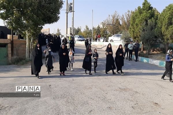 جشن وحدت و همایش بانوان مهدوی در شهرستان فلاورجان