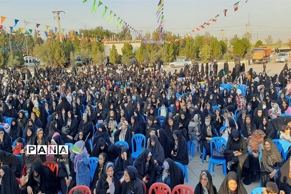 جشن وحدت و همایش بانوان مهدوی در شهرستان فلاورجان