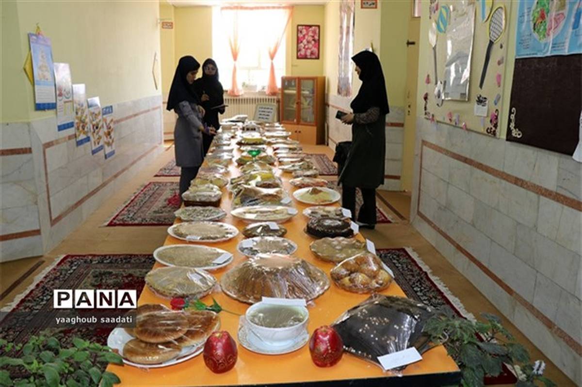 برگزاری جشنواره غذای دانش‌آموزی در فیروزه