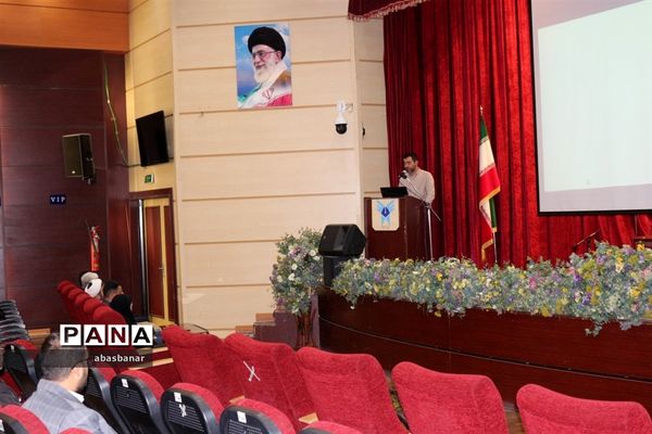 برگزاری دوره توان‌افزایی و روشنگری فرهنگیان در شهرستان فیروزکوه