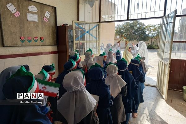 برگزاری جشن قرآن در مدرسه شهید‌نجفی فدافن در کاشمر