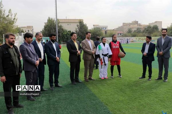 افتتاحیه چهلمین دوره مسابقات ورزشی درون مدرسه ای ناحیه دو شهرری