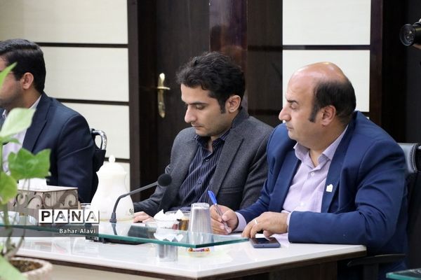 جلسه شورای اداری معاونت پرورشی و فرهنگی اداره کل آموزش و پرورش استان بوشهر