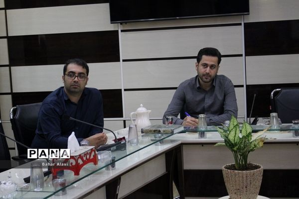 جلسه شورای اداری معاونت پرورشی و فرهنگی اداره کل آموزش و پرورش استان بوشهر