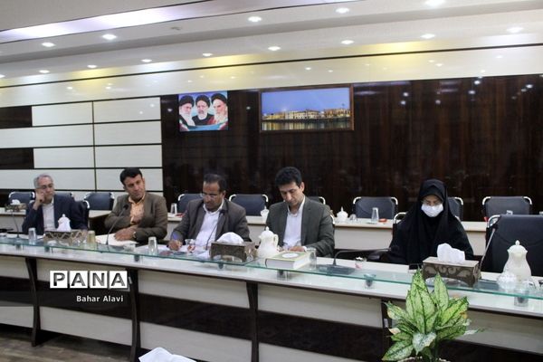جلسه شورای اداری معاونت پرورشی و فرهنگی اداره کل آموزش و پرورش استان بوشهر
