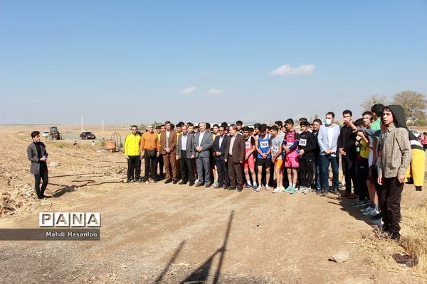 مسابقات دو صحرانوردی مدارس ناحیه یک زنجان