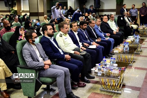 برگزاری مراسم یادواره شهدا در شهرداری منطقه ۱۴