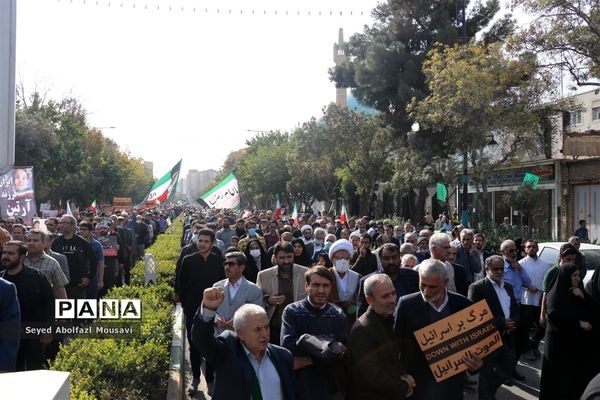 راهپیمایی مردم غیور مشهد در محکومیت حادثه شاهچراغ