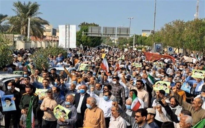 نمازگزاران بوشهری در محکومیت حادثه تروریستی  شاه چراغ  راهپیمایی کردند