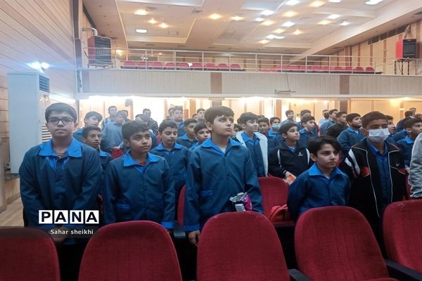 برگزاری همایش یاریگران توانمند و جنگ شادی در ملارد