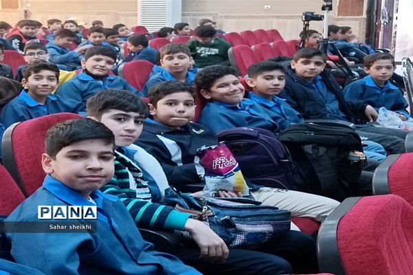 برگزاری همایش یاریگران توانمند و جنگ شادی در ملارد