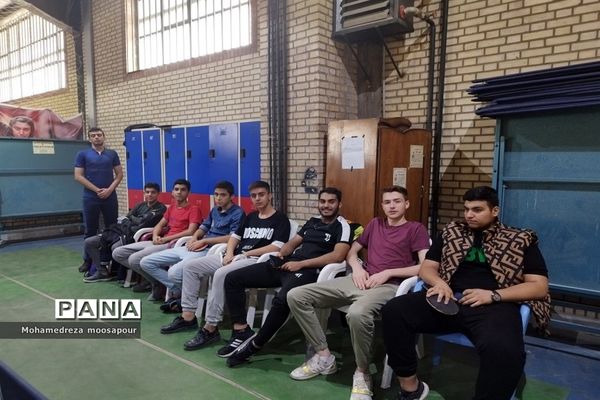 برگزاری مسابقات ورزشی تنیس روی میز در صفادشت