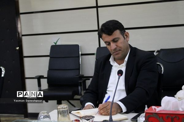 نشست مشترک مدیرکل امور بانوان و خانواده استانداری بوشهر با شورای معاونان آموزش و پرورش بوشهر