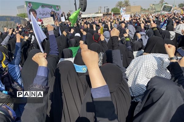 تجمع نوجوانان تمدن‌ساز اهوازی در ٨ آبان سالروز شهادت حسین فهمیده